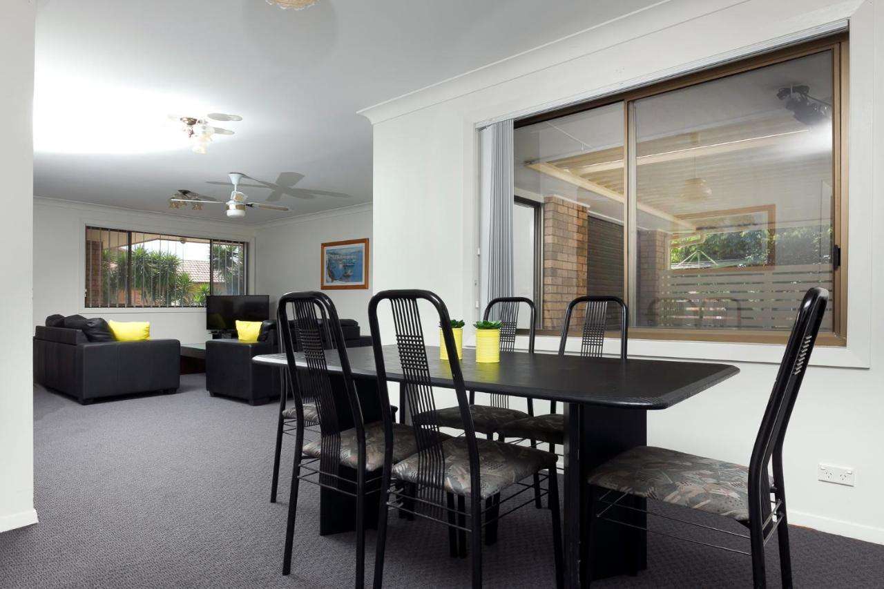 Lake House On Elouera - Linen Not Included Forster Exterior foto